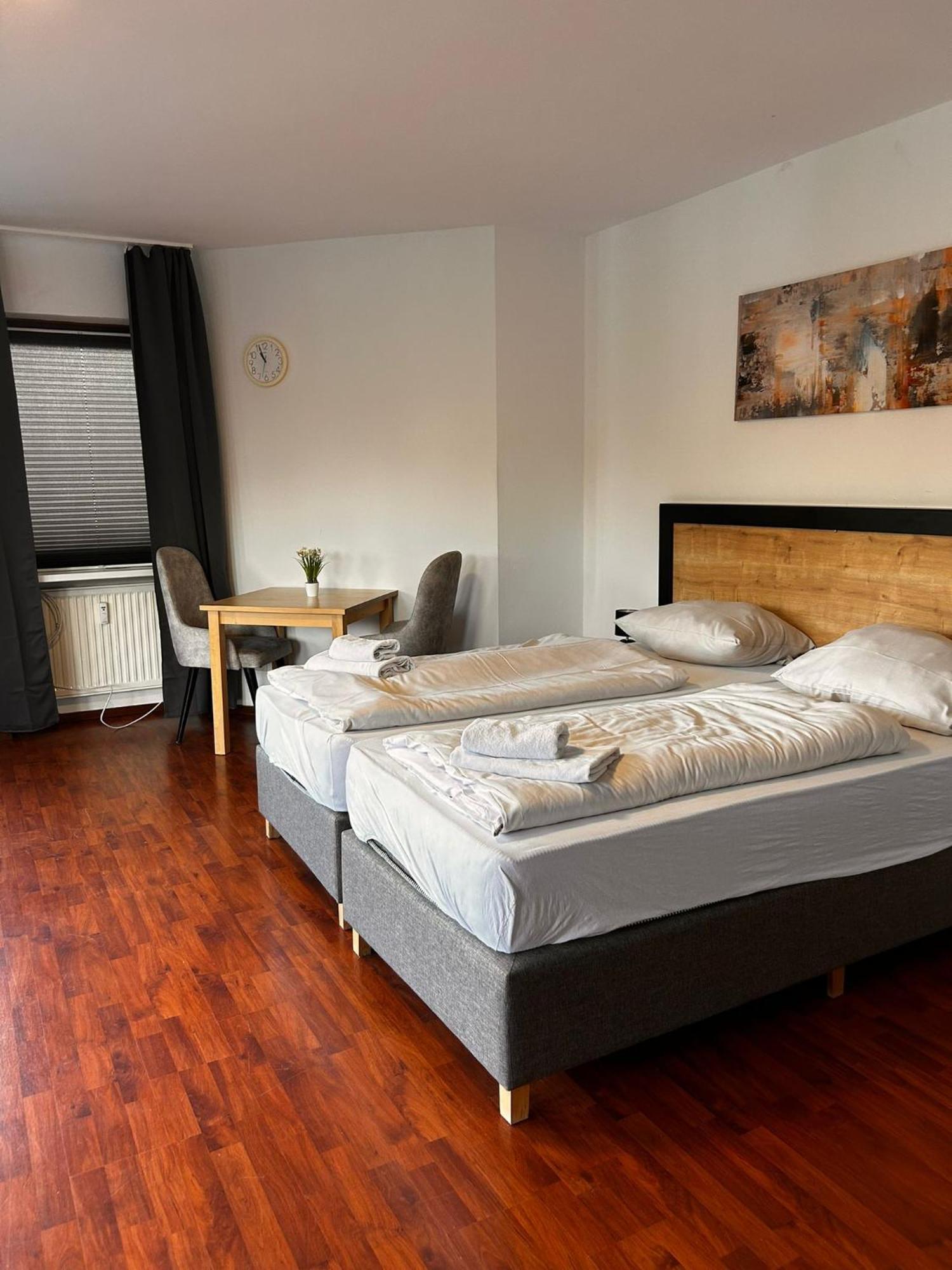 Hotel Rennekamp Oyten Buitenkant foto