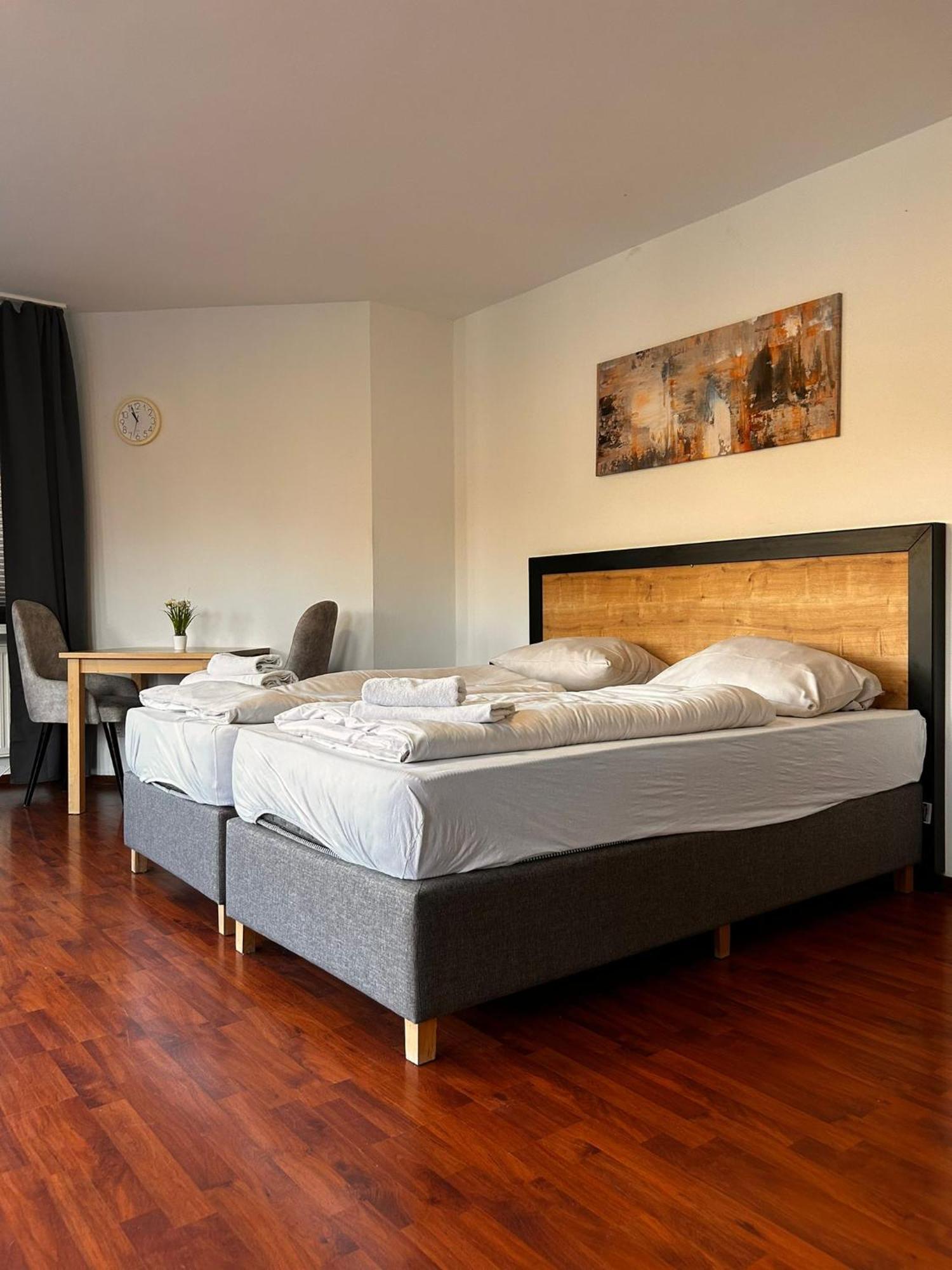 Hotel Rennekamp Oyten Buitenkant foto