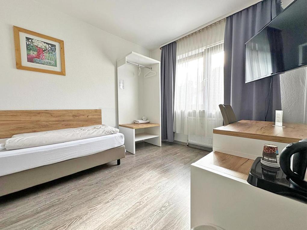 Hotel Rennekamp Oyten Buitenkant foto